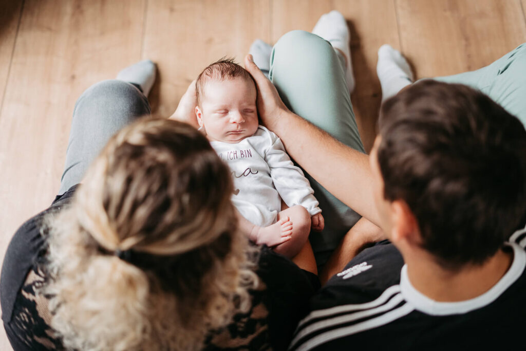 Newbornshooting-Fotografin-Weißenburg-Umgebung-Julia-Lux-Julias Fotowerkstatt