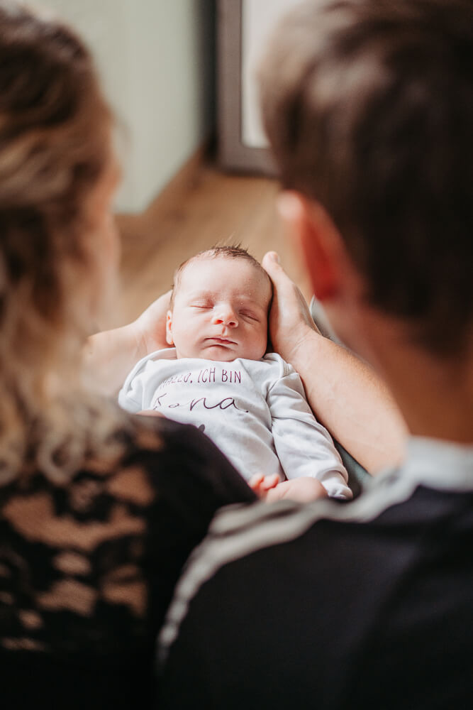 Newbornshooting-Fotografin-Weißenburg-Umgebung-Julia-Lux-Julias Fotowerkstatt