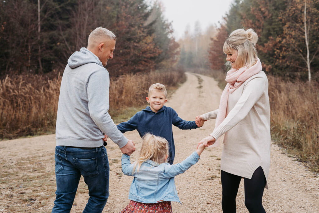 Familienshooting-Weißenburg-Umgebung-Fotografin-Julia-Lux-Fotowerkstatt