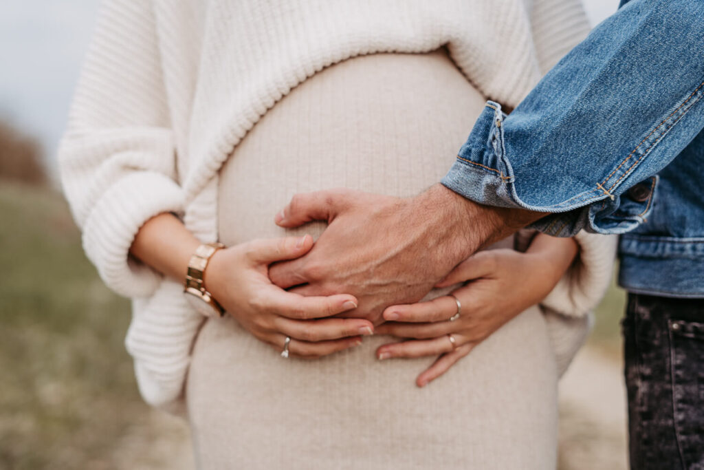 Babybauchshooting-Babybauchfotografie-Julia-Fotografin-Weißenburg
