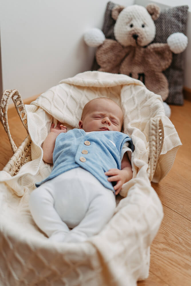 Newbornshooting-Newbornfotografie-Julia-Fotografin-Weißenburg