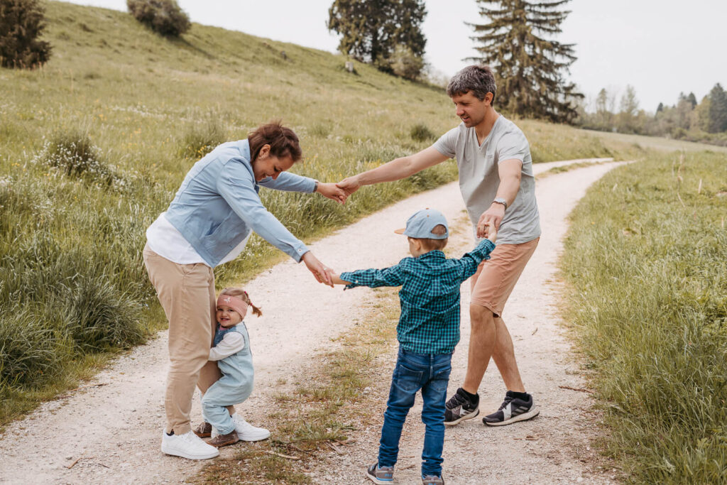 Familienshooting-Familienfotografie-Julia-Fotografin-Weißenburg