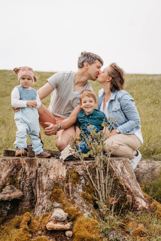 Familienshooting-Familienfotografie-Julia-Fotografin-Weißenburg
