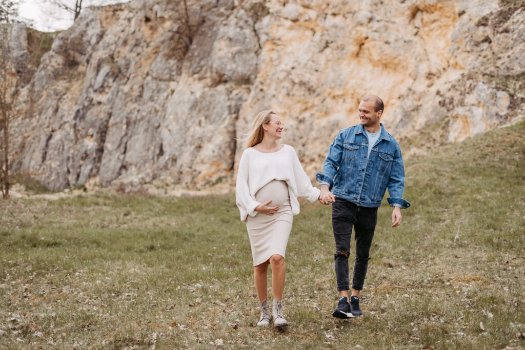 Babybauchshooting-Babybauchfotografie-Julia-Fotografin-Weißenburg